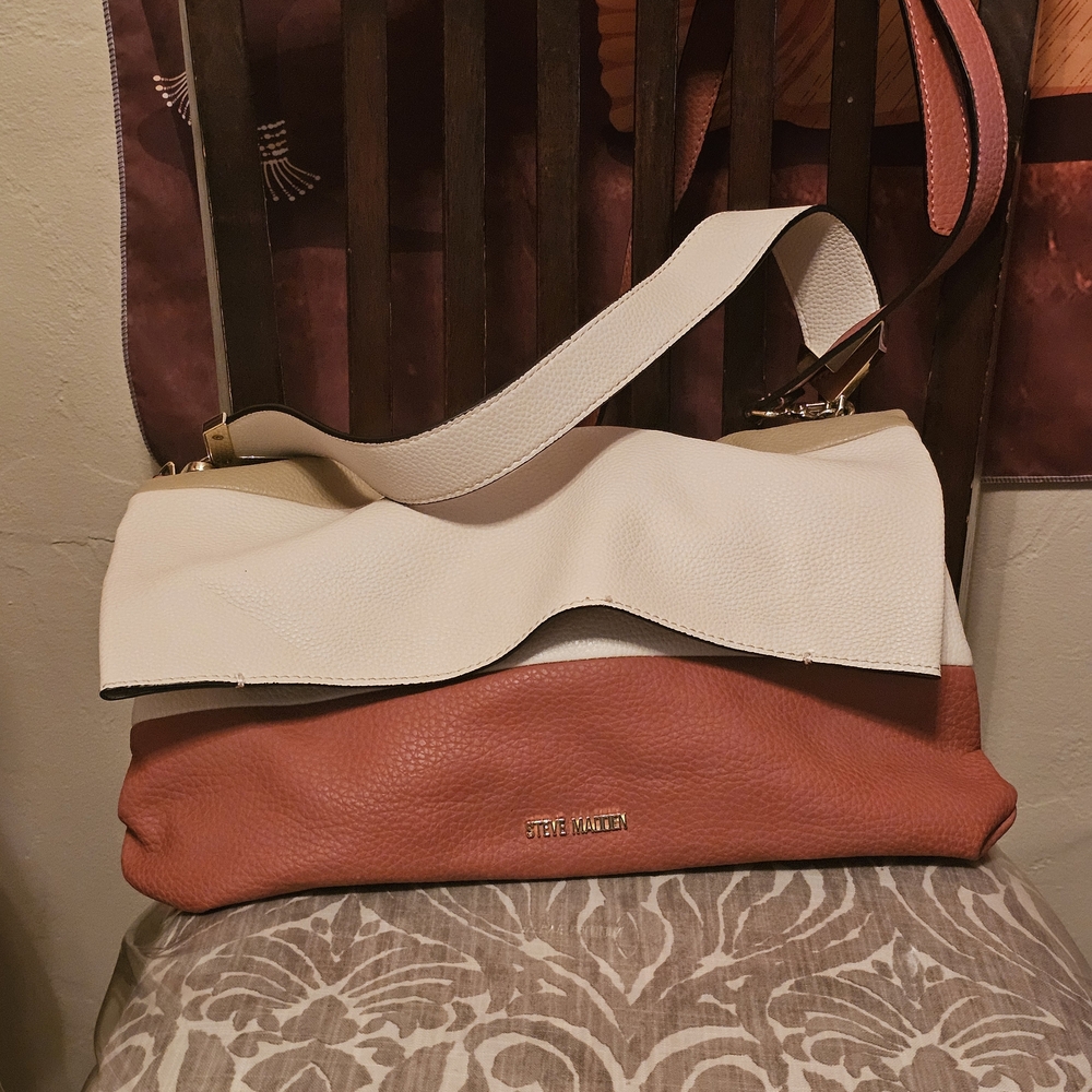 Steve Madden White and Brown Shoulder Bag with Structured Design